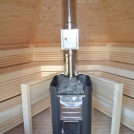 Saupe Comfortable Holiday home Schaprode